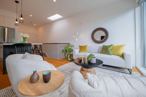 Photo 4 at 3 - 34 Boston Avenue, South Riverdale, Toronto