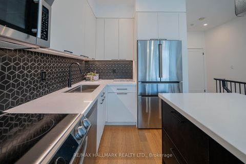 Photo 13 at 3 - 34 Boston Avenue, South Riverdale, Toronto