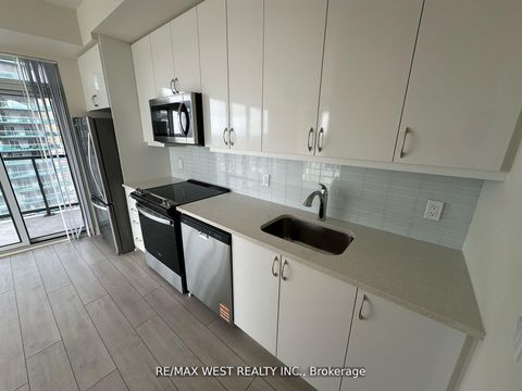 Photo 3 at 2511 - 38 Annie Craig Drive, Mimico, Toronto