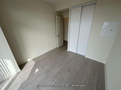 Photo 12 at 2511 - 38 Annie Craig Drive, Mimico, Toronto
