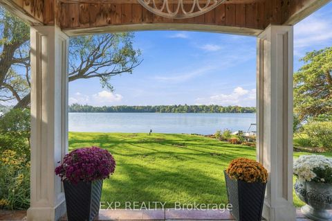 Photo 3 at 3 Willowbank Avenue, Oak Ridges Lake Wilcox, Richmond Hill