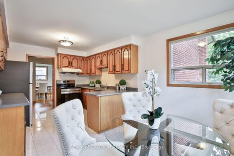 Photo 5 at 2636 Victoria Park Avenue, Pleasant View, Toronto