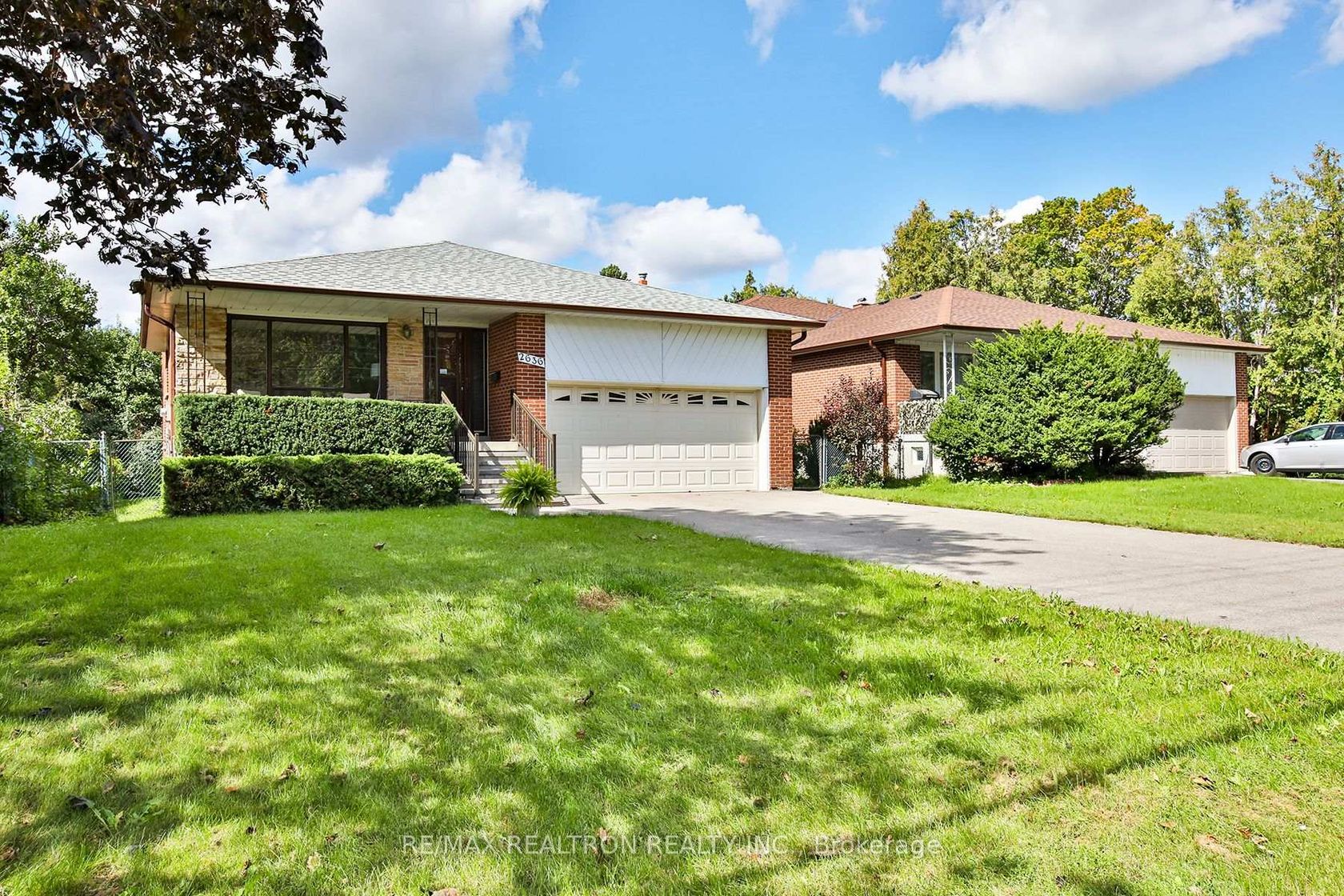 2636 Victoria Park Avenue, Pleasant View, Toronto 