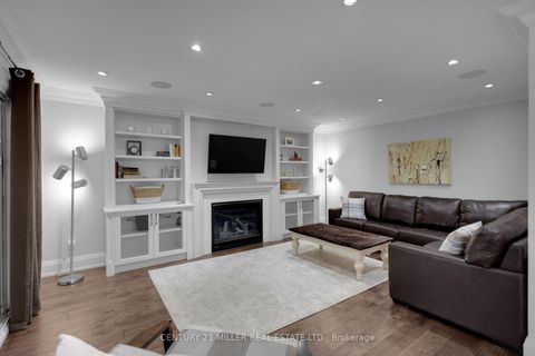 Photo 13 at 21 Neiltree Court, Markland Wood, Toronto