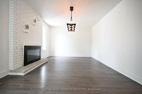 Photo 8 at 7 HURON Street, North Shore, Barrie