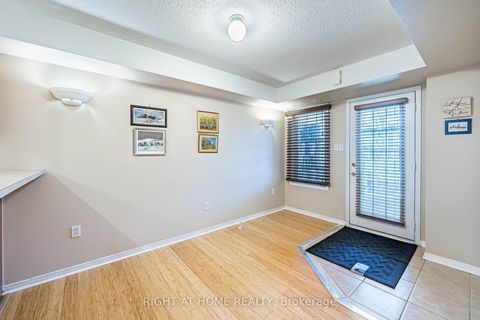 Photo 8 at 40 - 200 Mclevin Avenue, Malvern, Toronto