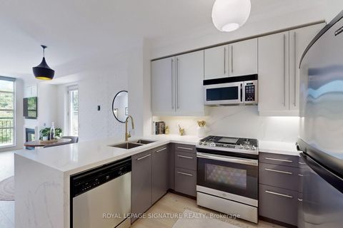 Photo 9 at 231 - 901 Queen Street W, Niagara, Toronto