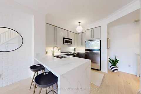 Photo 17 at 231 - 901 Queen Street W, Niagara, Toronto