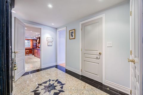 Photo 3 at 704 - 260 Heath Street W, Forest Hill South, Toronto