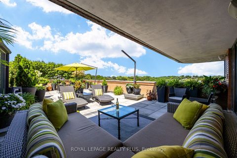 Photo 8 at 704 - 260 Heath Street W, Forest Hill South, Toronto