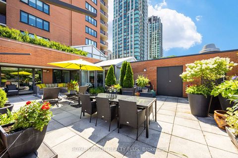 Photo 9 at 704 - 260 Heath Street W, Forest Hill South, Toronto