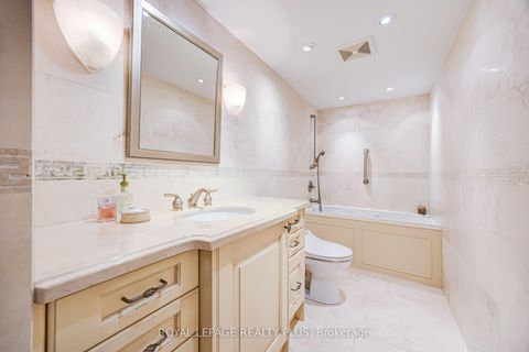 Photo 17 at 704 - 260 Heath Street W, Forest Hill South, Toronto
