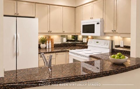 Photo 4 at 404 - 800 Spadina Road, Forest Hill South, Toronto
