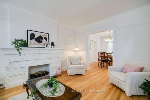 Photo 2 at 247 Melrose Avenue, Nortown, Toronto