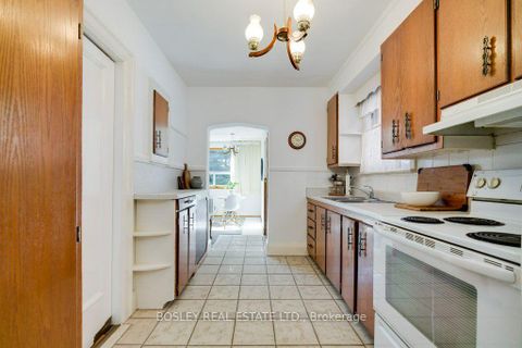 Photo 8 at 247 Melrose Avenue, Nortown, Toronto