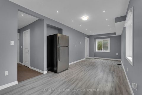 Photo 4 at Units 1 + 2 + Co - 12 Dufferin Street, Sanford, Barrie