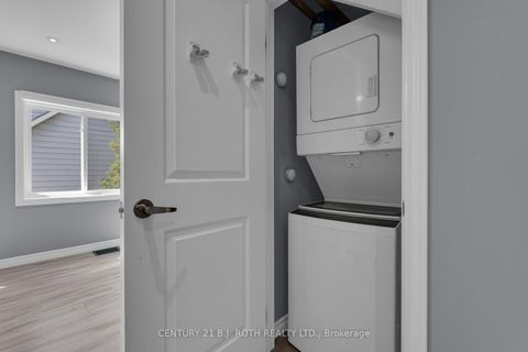 Photo 9 at Units 1 + 2 + Co - 12 Dufferin Street, Sanford, Barrie