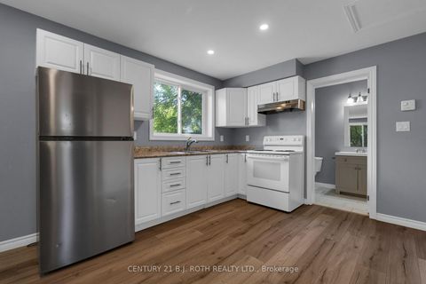 Photo 16 at Units 1 + 2 + Co - 12 Dufferin Street, Sanford, Barrie