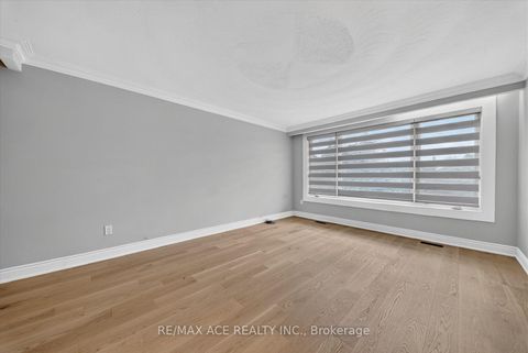 Photo 8 at 124 Honeywood Road, Jane Heights, Toronto