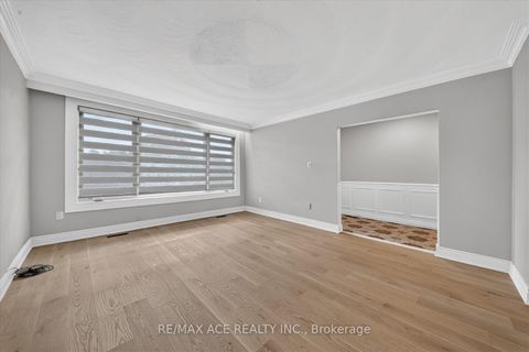 Photo 9 at 124 Honeywood Road, Jane Heights, Toronto
