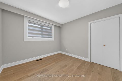 Photo 17 at 124 Honeywood Road, Jane Heights, Toronto