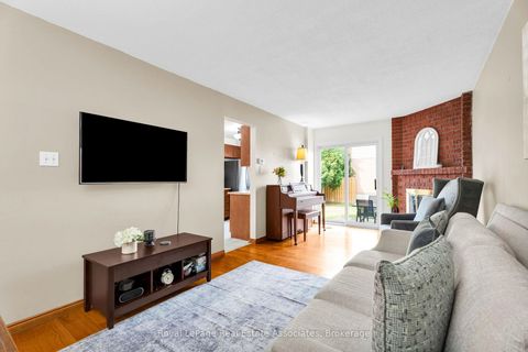 Photo 9 at 9 Windwood Drive, Clairville, Toronto