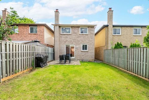 Photo 35 at 9 Windwood Drive, Clairville, Toronto