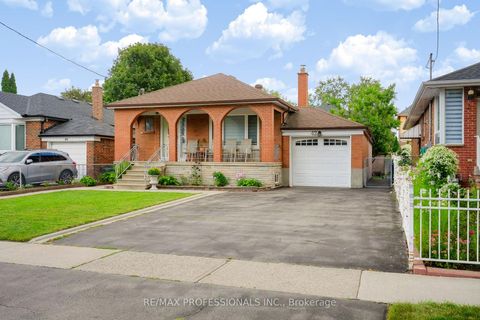 Photo 2 at 42 Woolgar Avenue, City Centre West, Toronto
