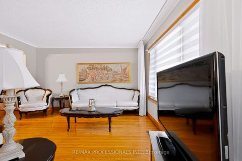 Photo 10 at 42 Woolgar Avenue, City Centre West, Toronto