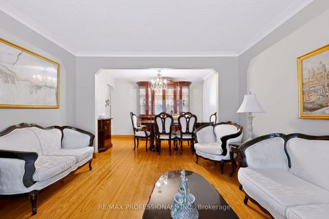 Photo 11 at 42 Woolgar Avenue, City Centre West, Toronto