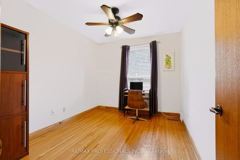 Photo 16 at 42 Woolgar Avenue, City Centre West, Toronto