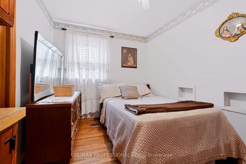 Photo 21 at 42 Woolgar Avenue, City Centre West, Toronto