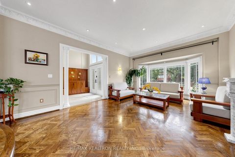 Photo 5 at 176 Elmwood Avenue, Willowdale East, Toronto