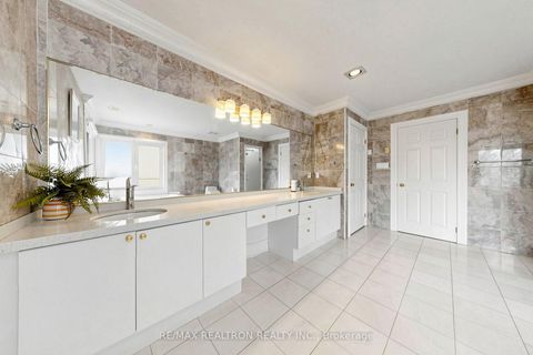 Photo 28 at 176 Elmwood Avenue, Willowdale East, Toronto
