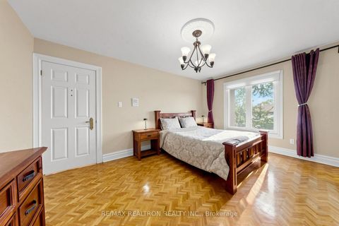 Photo 30 at 176 Elmwood Avenue, Willowdale East, Toronto