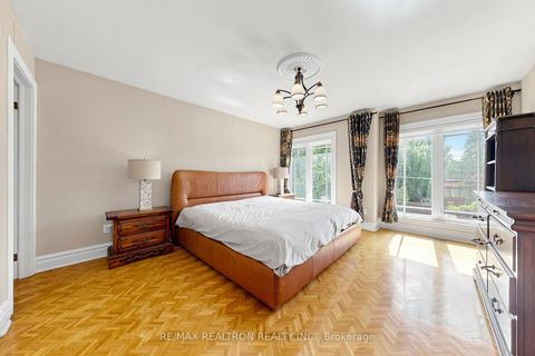 Photo 37 at 176 Elmwood Avenue, Willowdale East, Toronto