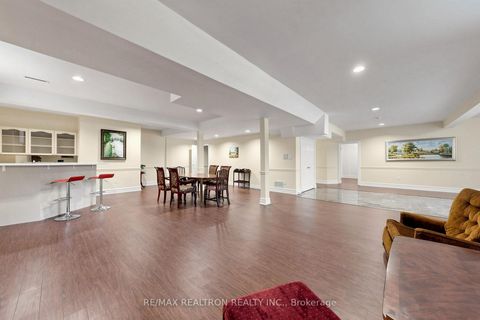 Photo 43 at 176 Elmwood Avenue, Willowdale East, Toronto