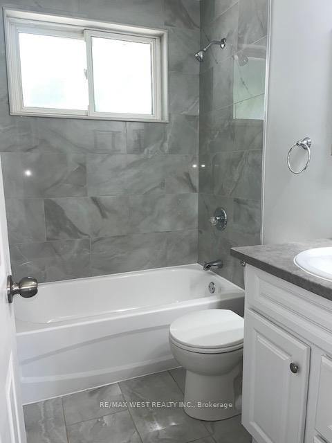 Photo 19 at 241 Ashlar Road, Crosby, Richmond Hill