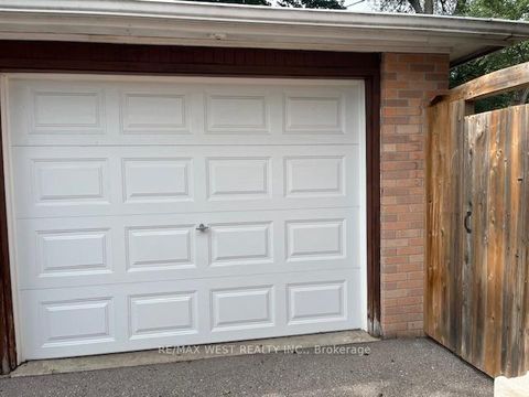 Photo 27 at 241 Ashlar Road, Crosby, Richmond Hill