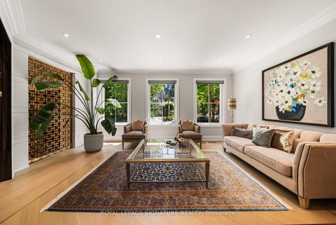 Photo 6 at 492 Old Orchard Grove, Nortown, Toronto