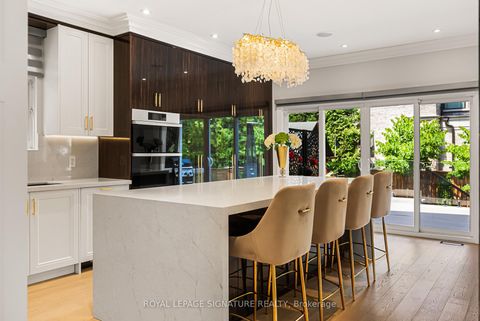 Photo 14 at 492 Old Orchard Grove, Nortown, Toronto