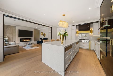 Photo 17 at 492 Old Orchard Grove, Nortown, Toronto