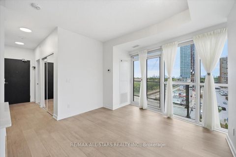 Photo 7 at 824 - 8 Trent Avenue, Danforth, Toronto