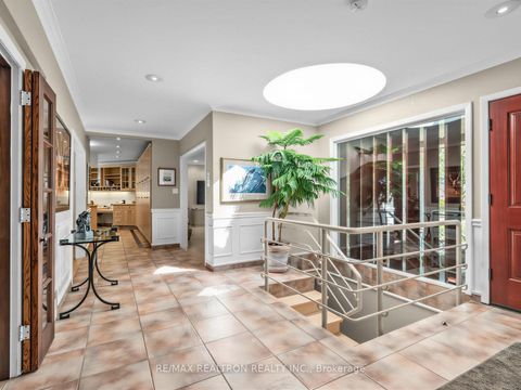 Photo 24 at 11 Mead Court, Windfields, Toronto