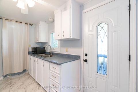 Photo 11 at 21 Hawthorne Drive, Rural Innisfil, Innisfil