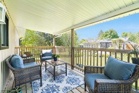 Photo 24 at 21 Hawthorne Drive, Rural Innisfil, Innisfil