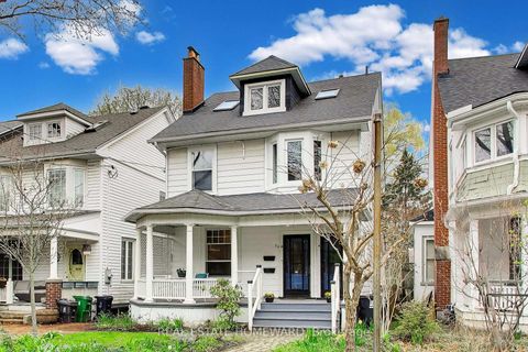 Photo 2 at 56 Leuty Avenue, The Beaches, Toronto