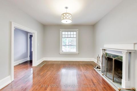 Photo 5 at 56 Leuty Avenue, The Beaches, Toronto