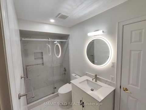 Photo 18 at 67 Chantilly Crescent, Westbrook, Richmond Hill