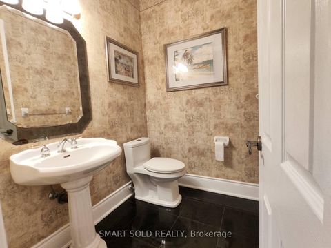Photo 25 at 67 Chantilly Crescent, Westbrook, Richmond Hill